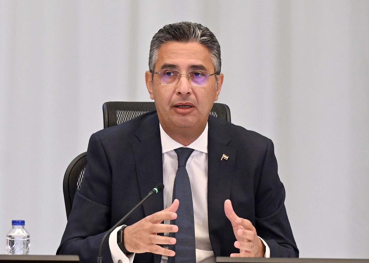 وزير التموين والتجارة الداخلية