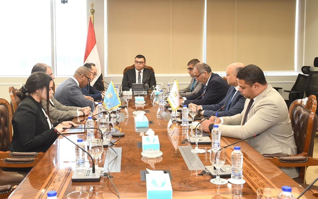 المهندس شريف الشربيني وزير الإسكان والمرافق والمجتمعات العمرانية المصري