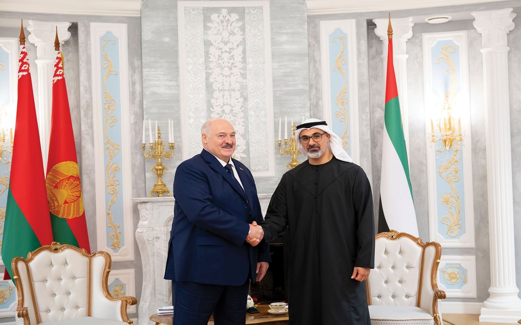 الشيخ خالد بن محمد بن زايد آل نهيان ولي عهد أبوظبي مع ألكسندر لوكاشينكو رئيس جمهورية بيلاروسيا