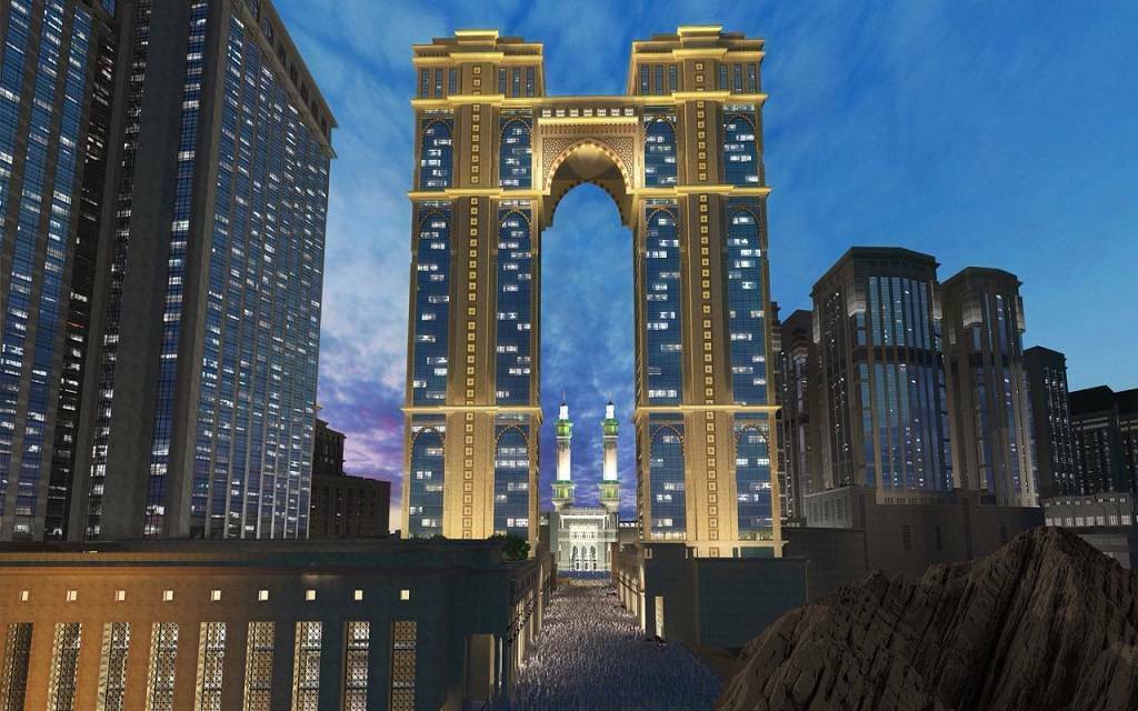 أبراج جبل عمر بجوار الحرم المكي