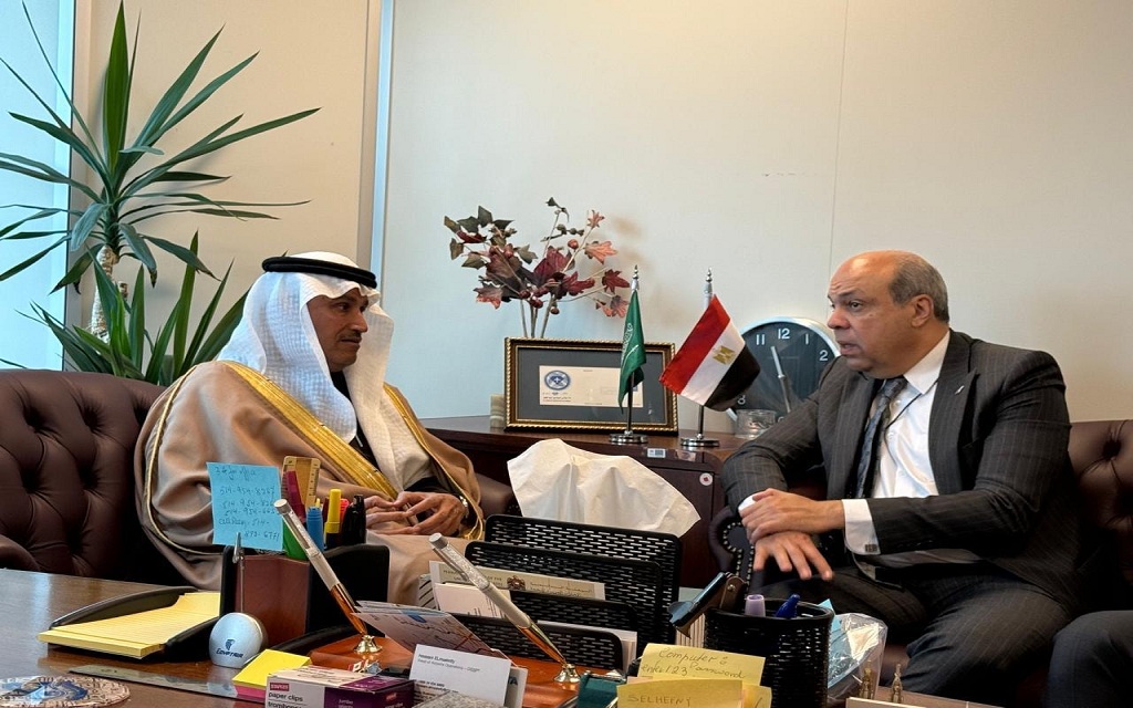 الدكتور سامح الحفني وزير الطيران المدني المصري والمهندس صالح بن ناصر الجاسر وزير النقل والخدمات اللوجستية بالمملكة العربية السعودية