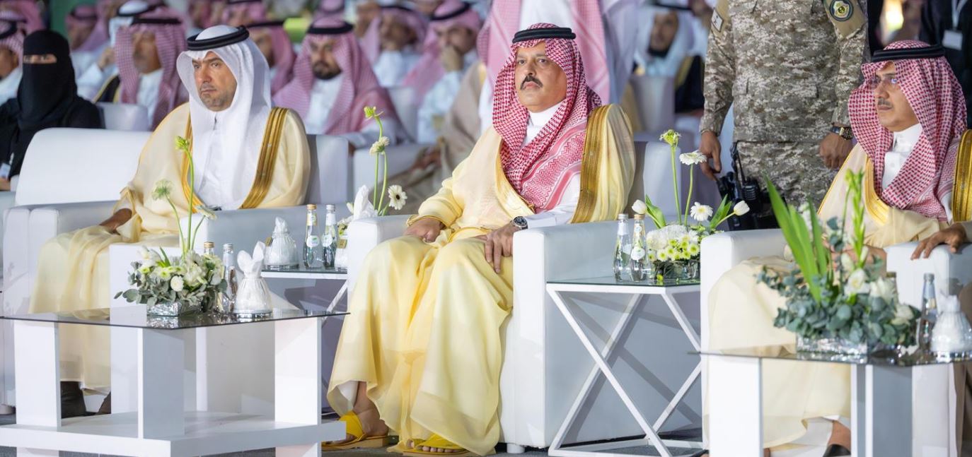 خلال تدشّين أمير منطقة حائل، الأمير عبدالعزيز بن سعد بن عبدالعزيز  حزمة من المشاريع التنموية الكبرى بالمنطقة