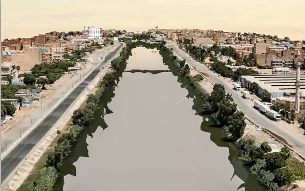 ترعة في مصر